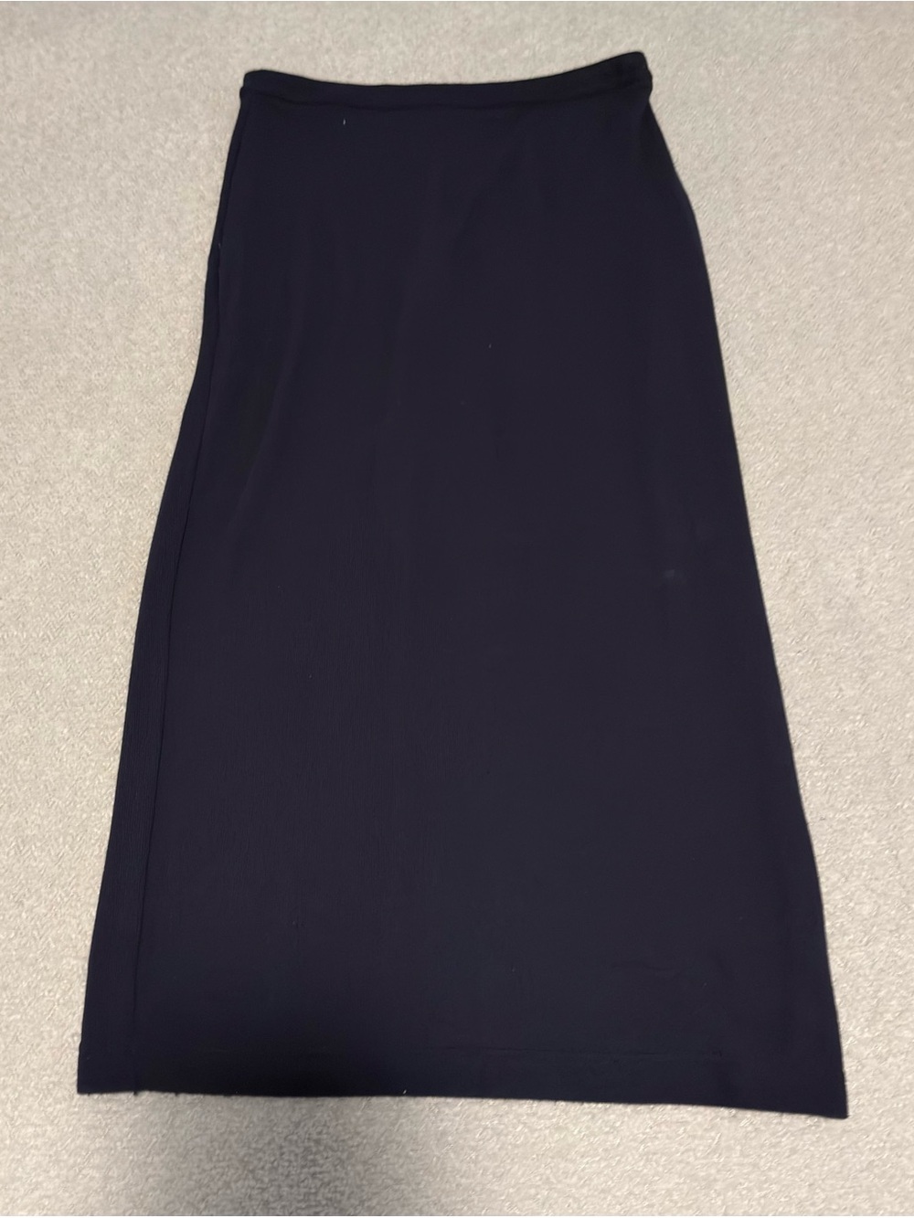 The Hanger Ribbed Navy Midi Skirt Set – Medium - Picture 5 of 9
